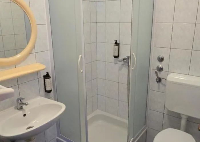 Castelana Barbat na Rabu