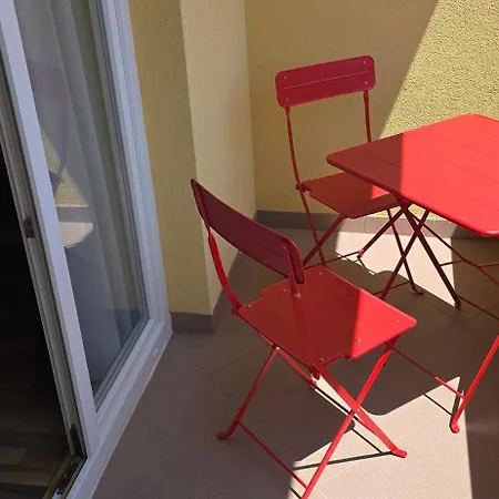 Апартаменты Castelana *