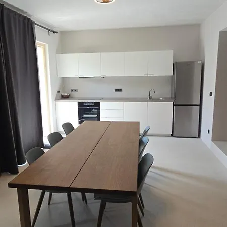 Castelana Appartamento Barbat na Rabu