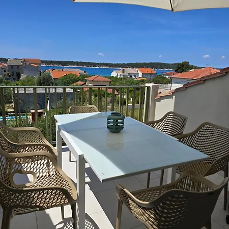 Апартаменты Castelana